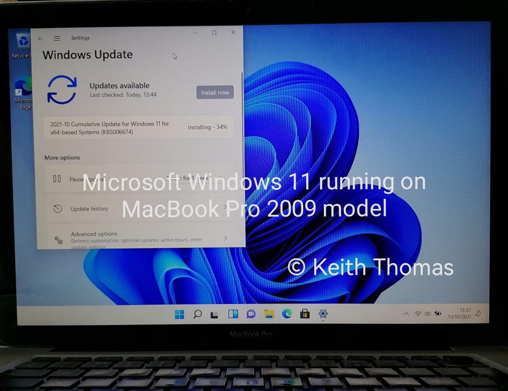 Microsoft Windows 11 on MacBook Pro 2009